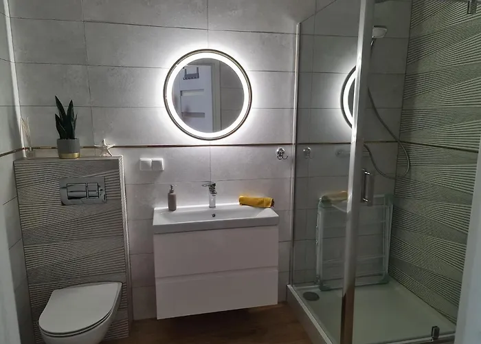 Lebskie Zacisze - Lebska Ostoja- Piaskowa Lägenhet